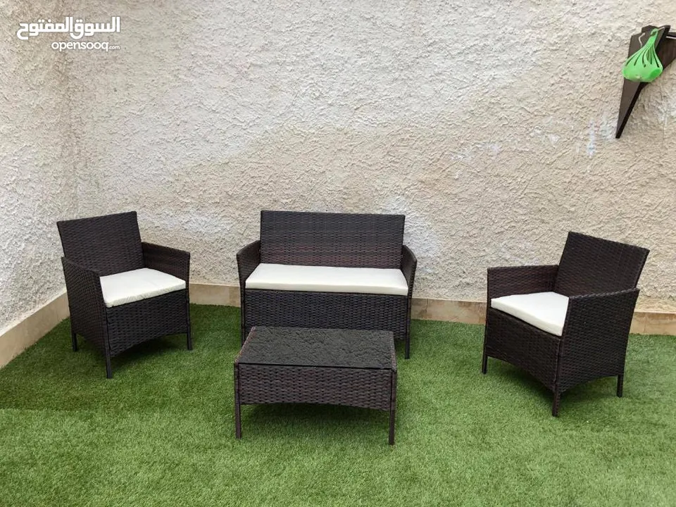 طقم جلسة خارجية أنيق وحديث  مثالي للحدائق والشرفات!