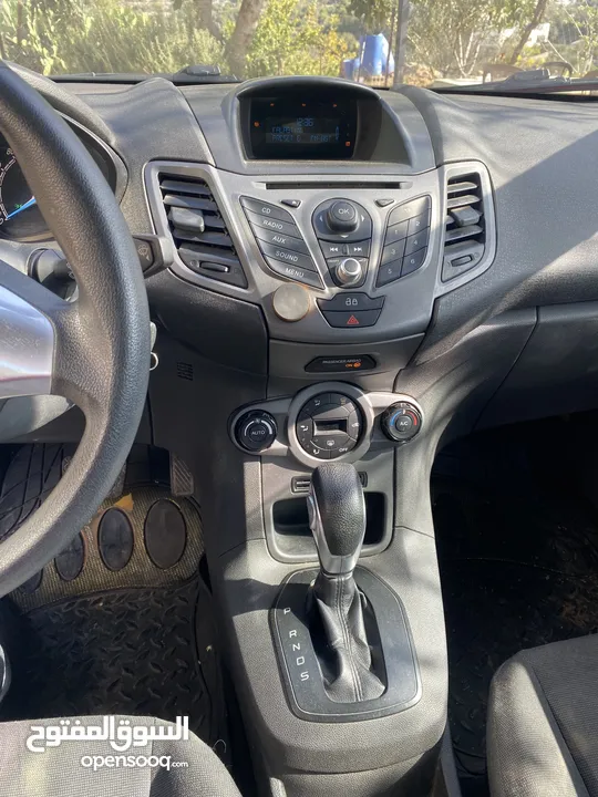 فورد فييستا 2014