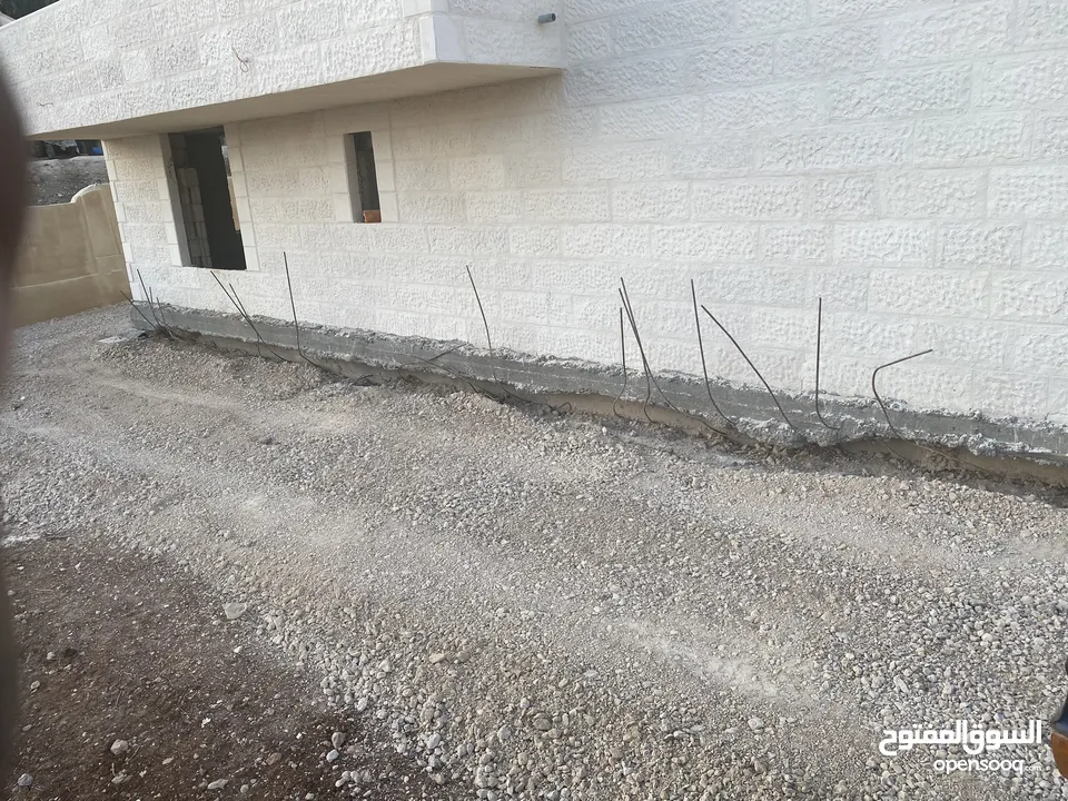 مدحله و جرافه صغيره و مداحل و حفارات لايجار تزفيت ساحات و شوارع مدحله جرافه بوبكات