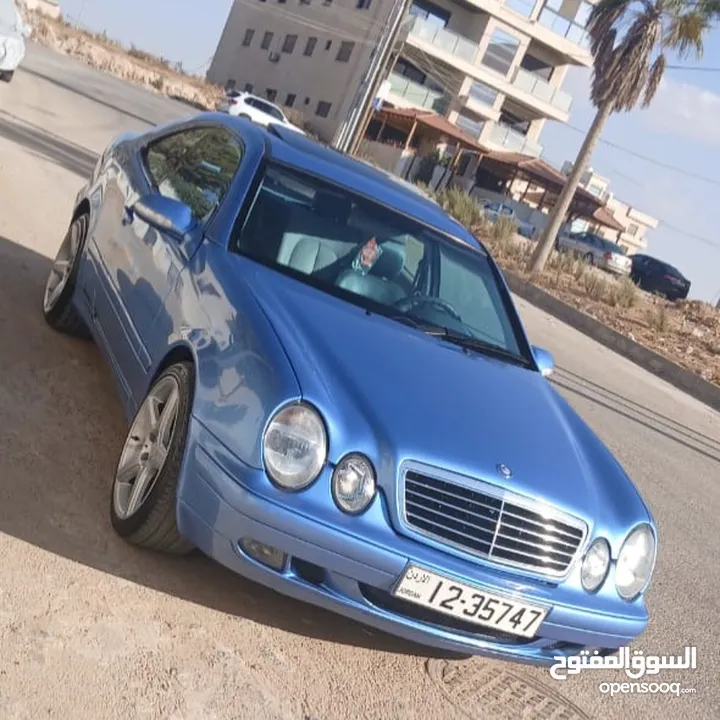 مارسيدس بنز clk ايفنجارد 2001 بحالة الوكاله