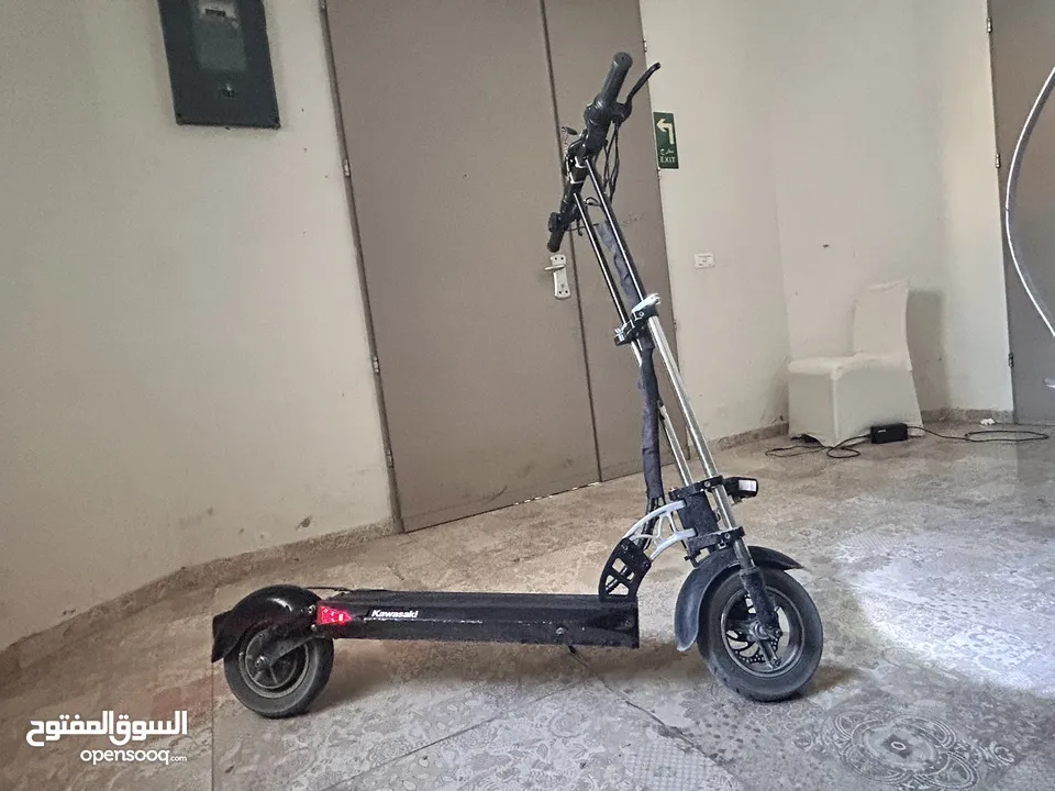 سكوتر كهربا   54V. 13A.   500 W.
