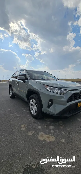 RAV4 XLE full option راف فور  فول ابشن XLE