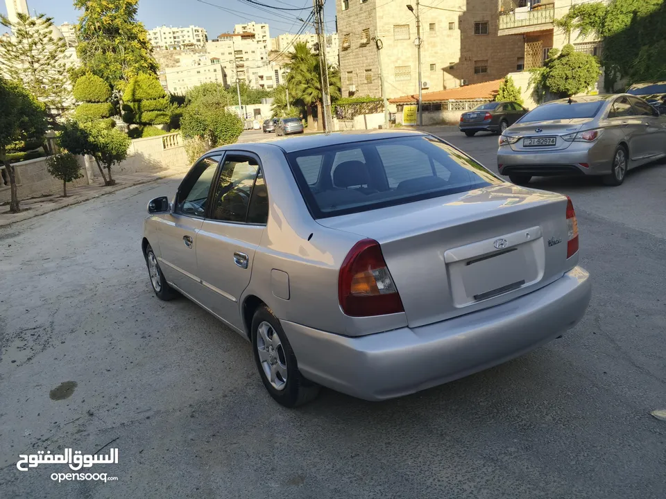 هيونداي فيرنا 1999 اتوماتيك بحاله ممتازه صيانه كامله لا تحتاج إلى شيء