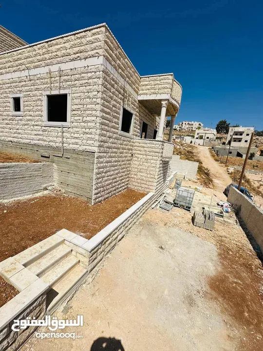 بيت مستقل للبيع بسعر مغري جدا على الكاش