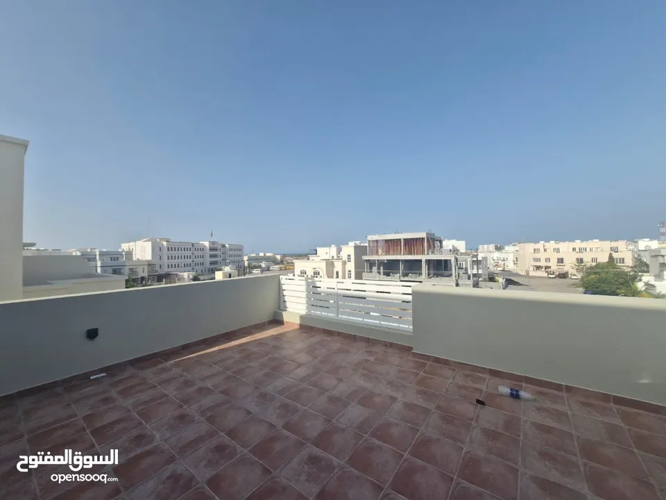 5 + 1 Charming Villa in Al Hail – for Rent