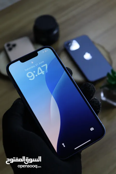 iPhone 11 Pro B:75% iPhone 12 B:92% iPhone 12 Pro B:77% iPhone 13 B:76%