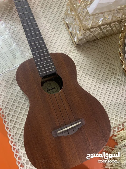 ايكوليلي (جدييييد)  Ibanez ukulele