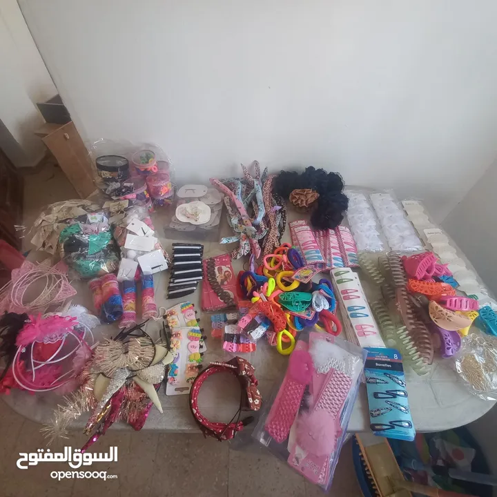 لقطة لقطه لقطه  بضاعه محل نثريات واكسسوارت وادوات منزليه والعاب للبيع المستعجل