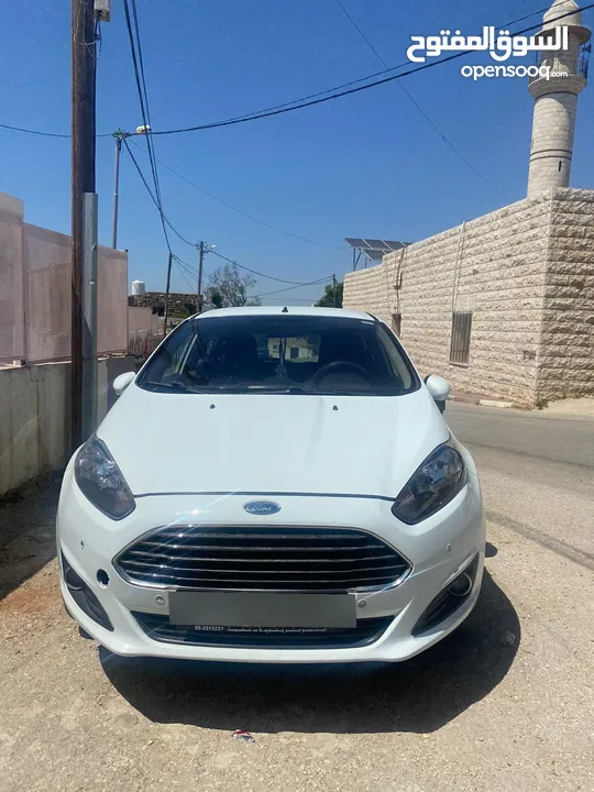 فورد فيستا للبيع