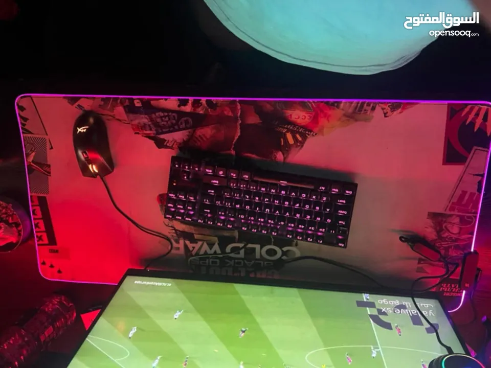 Mouse pad rgb للبيع استعمال يوم واحد بس