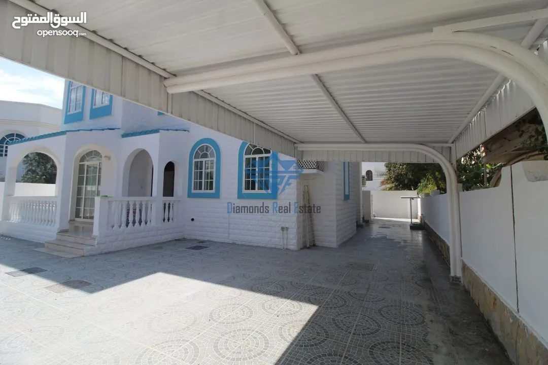 #REF1095    Beautiful & Spacious 6BR Standalone Villa Available for Rent in Gubrah North