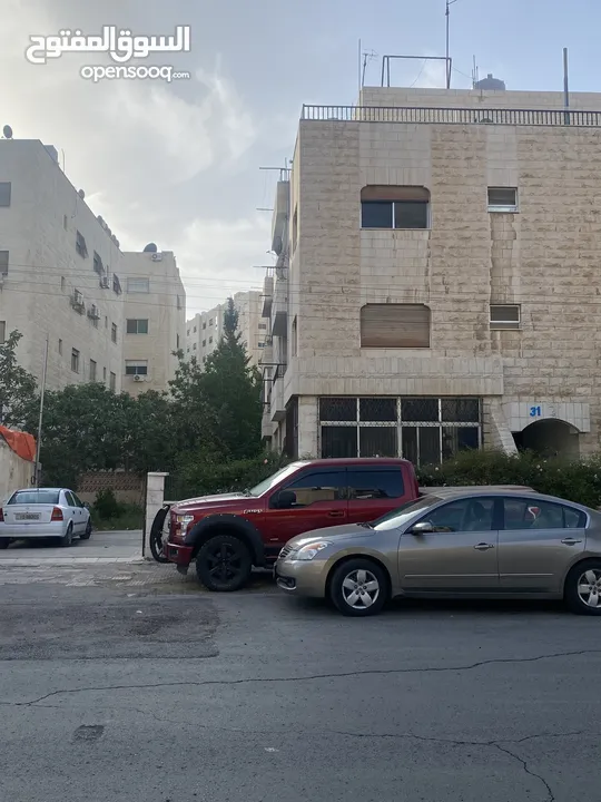 إسكان مميز  للبيع في قلب المدينه الرياضية بجانب مسجد زكي ابو عيد شارع ابن زريق
