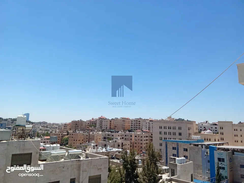 شقة فاخرة للبيع في الجاردنز  - قرب قاضي القضاة طابق ثالث مع روف دوبلكس 238م لم تسكن