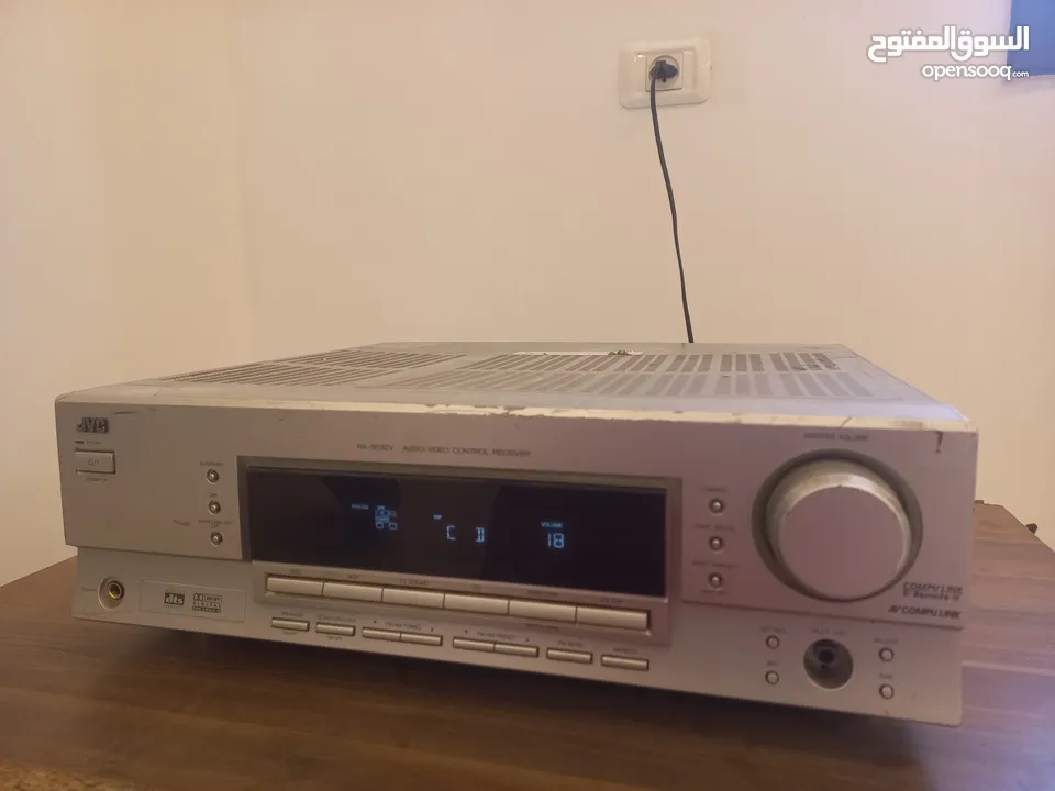 مسجل JVC بقوة 200w الجهاز شغال 10/10 الجهاز لحالو 100شيقل مع السماعتين 150شيقل