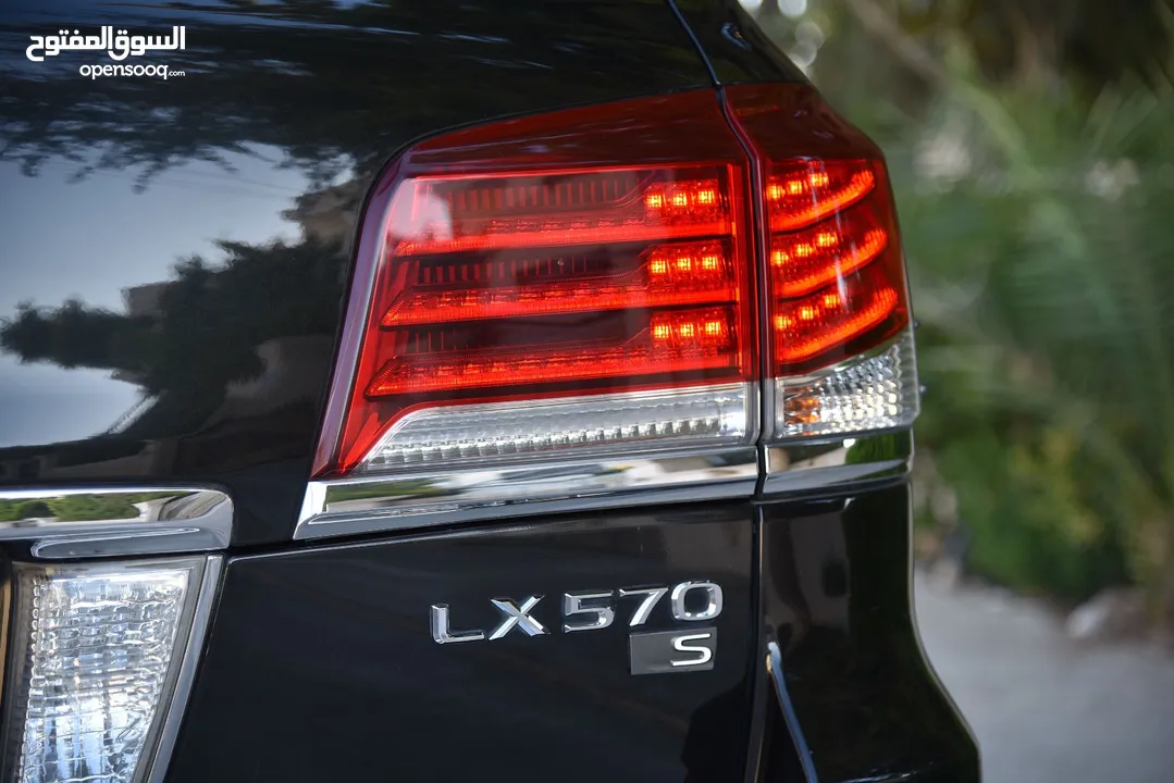 ‏2015 LEXUS LX 570 SPORT بحالة الوكالة