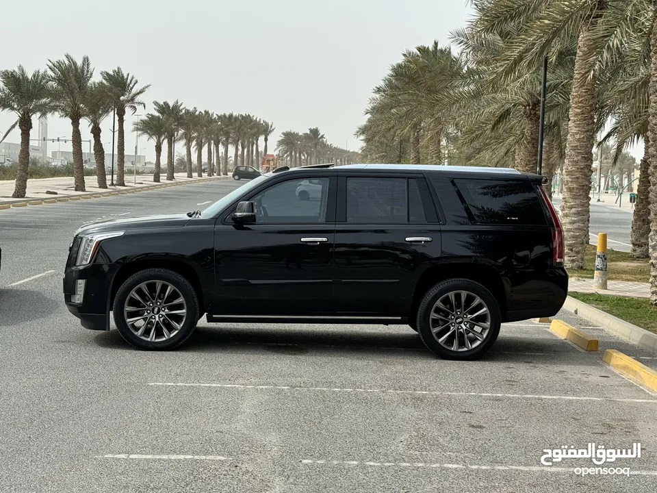 Cadillac Escalade 2019 (Black)