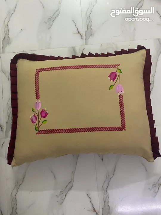 8 High-Quality Majlis Cushion Pillows with Covers For Sale