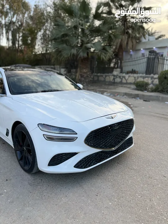 Genesis g70 2022 v6 3.3T    جينيسس جي 70 حره بدون رقم