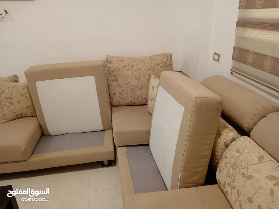 كورنر اجنبي مستورد بحاله ممتازه جدا
