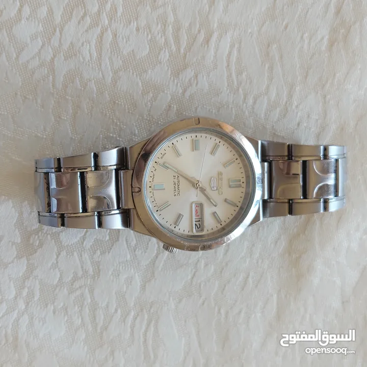 ساعة seiko 5 اصليه مستعمل