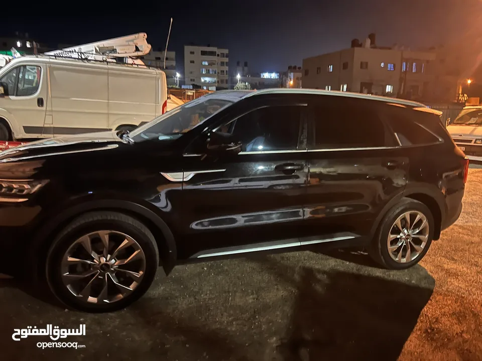 كيا سورينتو للبيع فل فل