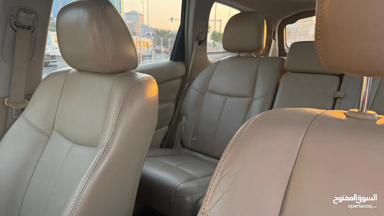 نيسان باثفندر دبل 2014 مشاء الله مالك اول ممشى قليل صيانه بالوكيل 2014 Nissan Pathfinder 4x4 Fi