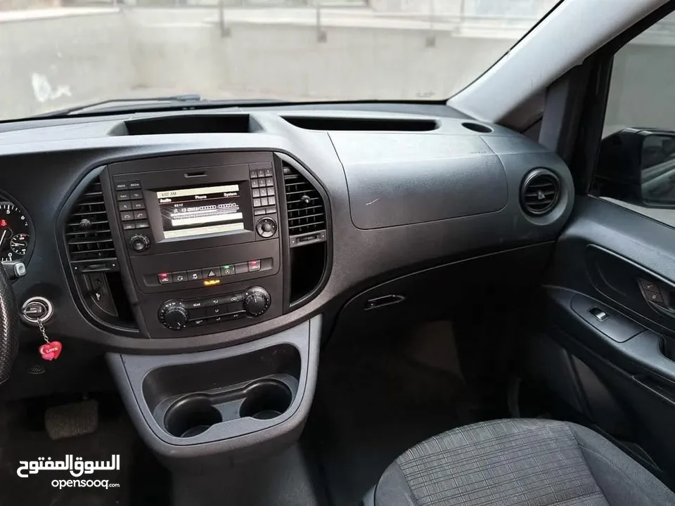 Mercedes Metris 2019