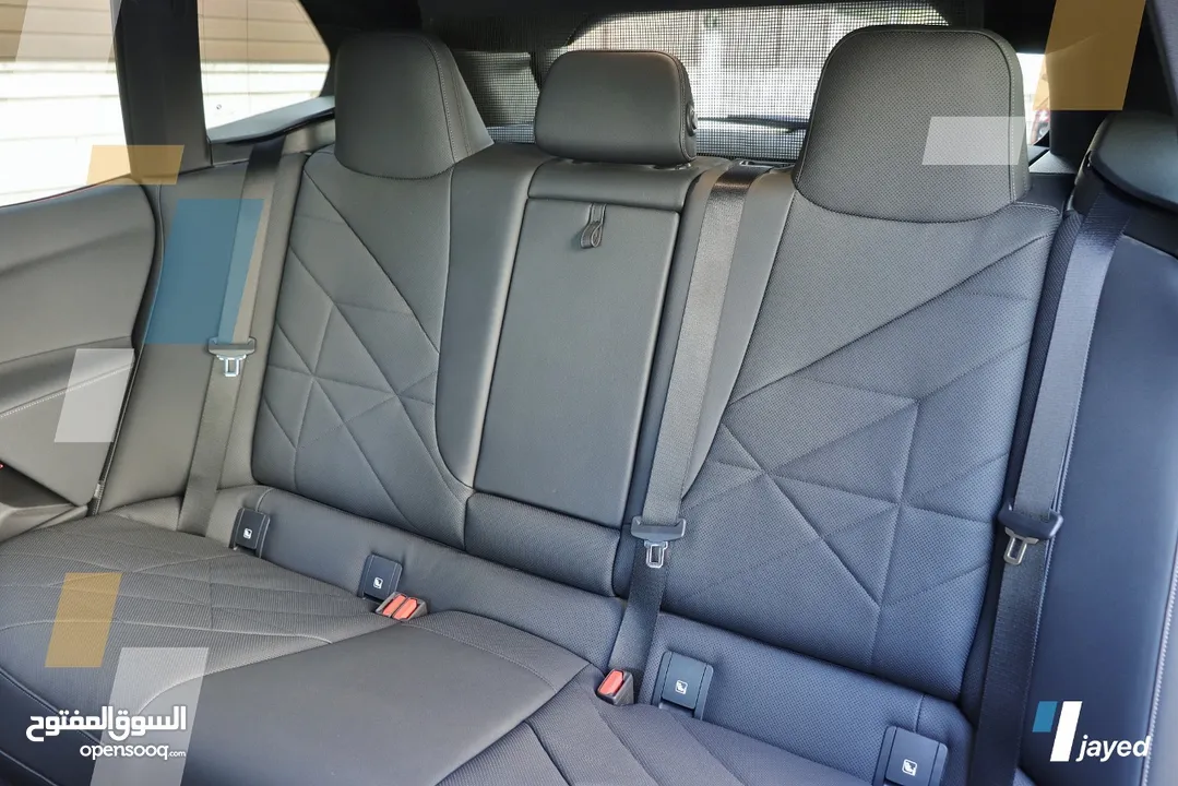 BMW IX M Package 2023 كهرباء مع إمكانية البدل بسياره