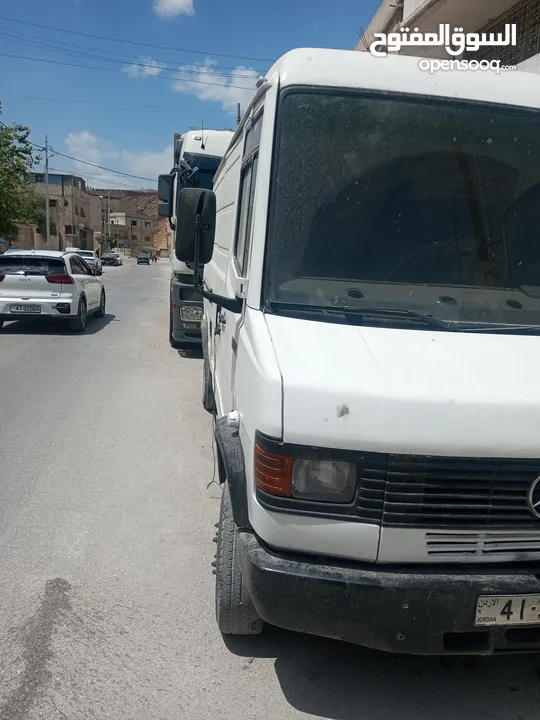 باص مرسيدس 609 فان