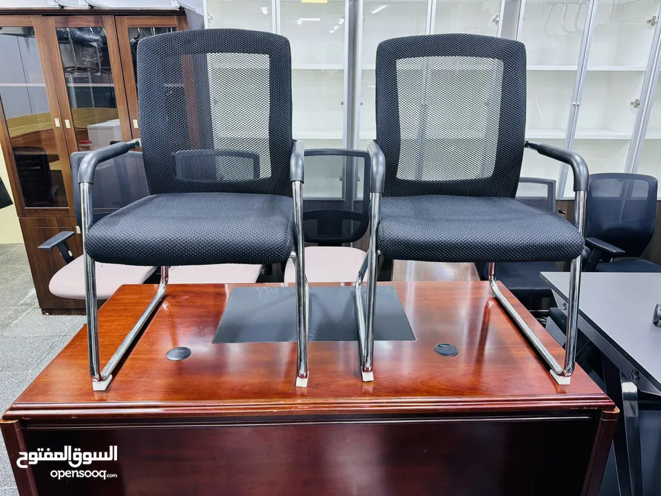 Used Office Furniture Selling Good Condition