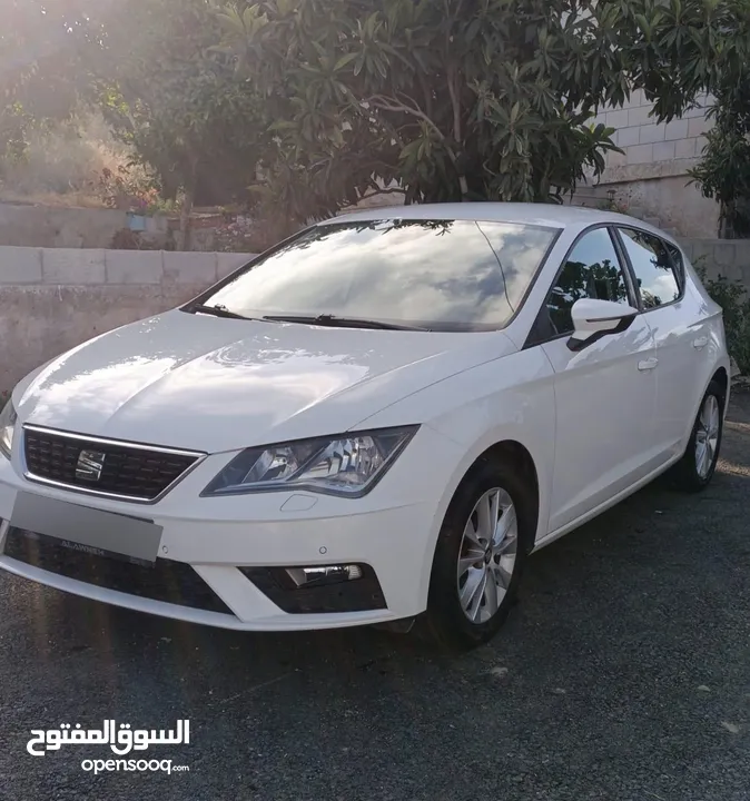 سيارة سيات ليون 2018 -  Seat Leon Car