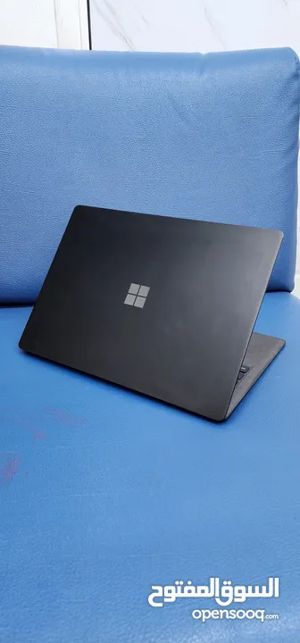 surface laptop 2 i7 16gb 2k resolution Touchscreen 512gb ssd