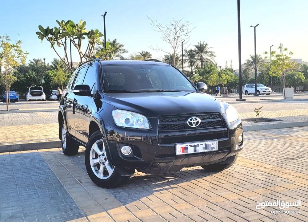 TOYOTA RAV4 MODEL 2009 SINGLE OWNER FAMILY USED EXCELLENT CONDITION FULL OPTION CAR FOR SALE