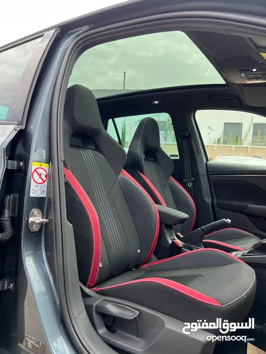 سكودا كاميك Monte carlo ترخيص 2020 محرك 1500 بنزين جير أوتوماتيك 150 حصان لون بترولي