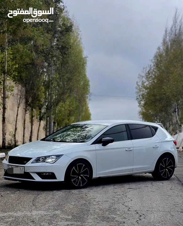 سيات ليون اكسيلانس فل مسكر دون فتحه