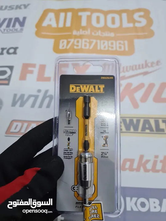 معدات من ماركه ديولت dewalt الامريكه العالميه