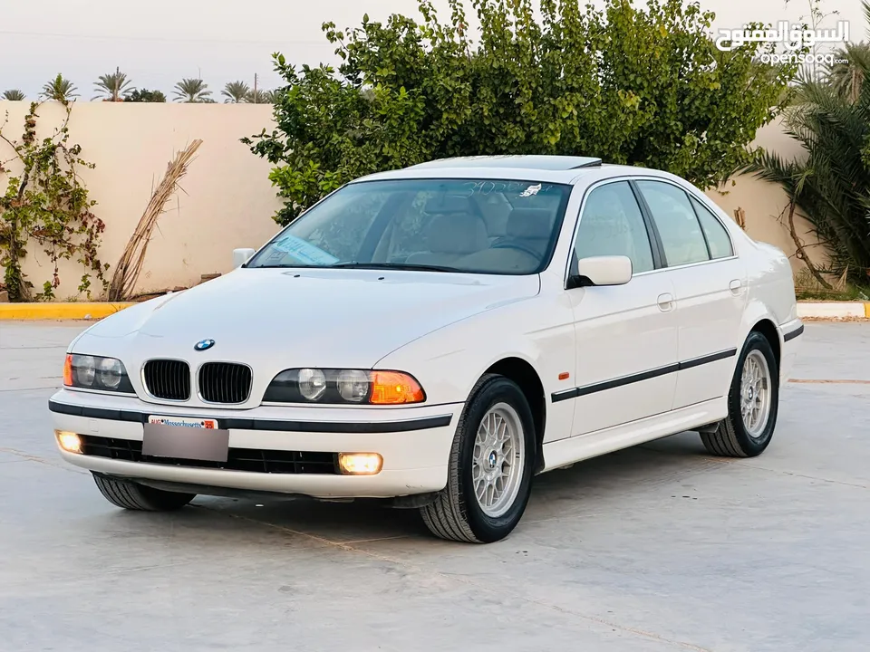 bmw 528i طرررف واحد في ليبيا