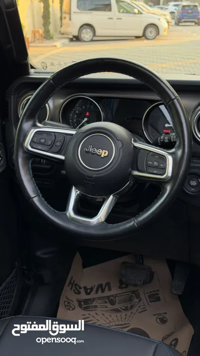 جيب رابيكون ترخيص 2022 محرك 2000 هايبرد plugin/يقطع على الشحنه 30 كيلو 375 حصان