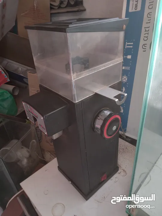 ماكينة طحن قهوه وبهارات