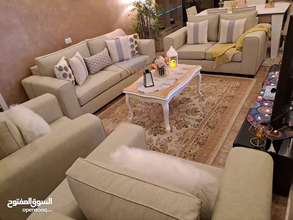 طقم كنب مستورد فاخر جدا