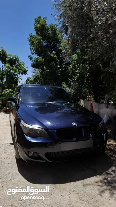 bmw e60 520i لبيع