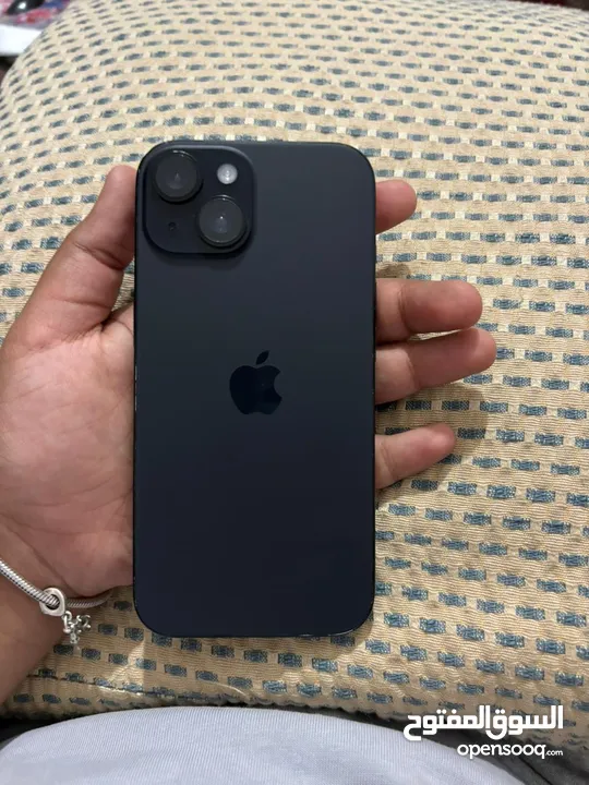 iPhone 15 جهاز