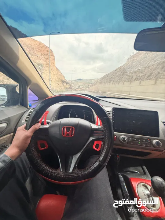 هوندا سيفيك 2007 رخصة ماتور 1800 بنزين فحص ممتاز كراسي جلد شاشة داخلية تعديل كامل