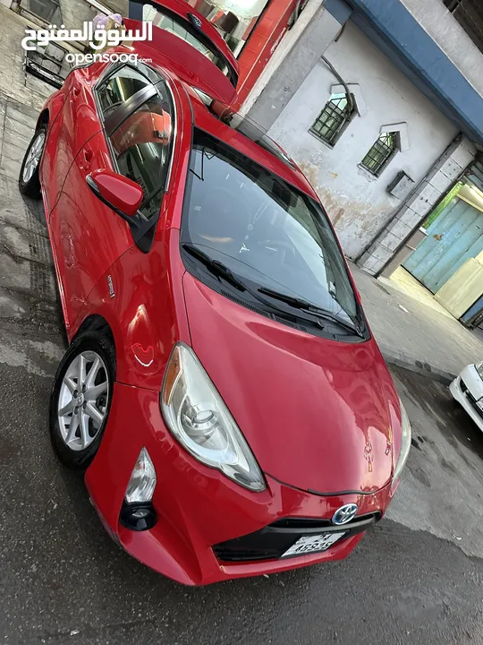 Toyota Prius C 2015