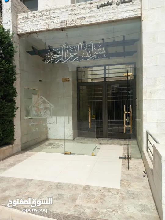 صيانة جميع أبواب السيكوريت و جميع أبواب الشاور ب أسعار لاتقبل المنافسة و جودة عالية