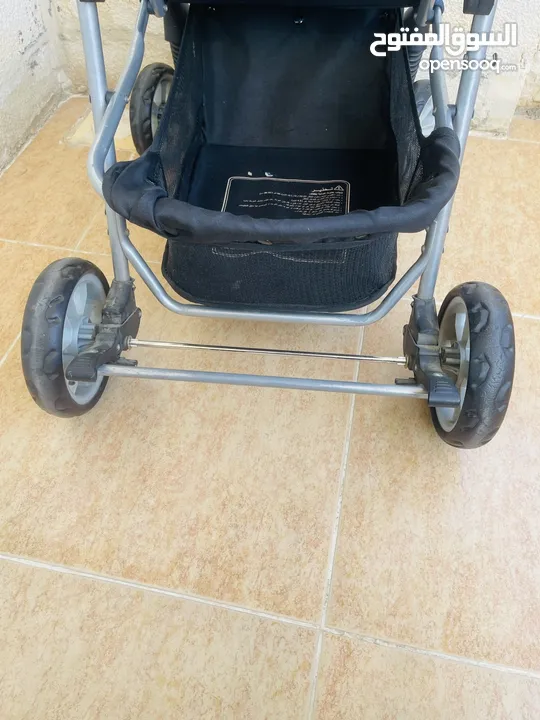 عرباية اطفال juniors بحالة ممتازة الموقع اربد ( السعر 50)