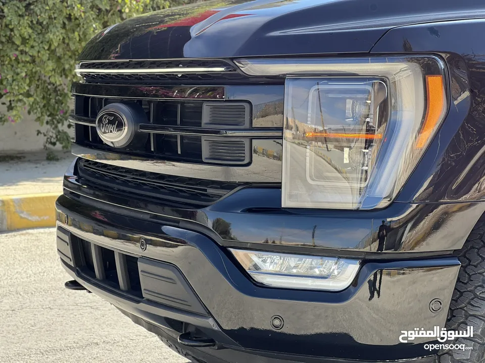 2022 FORD F-150 Platinum Hybrid Black-Edition