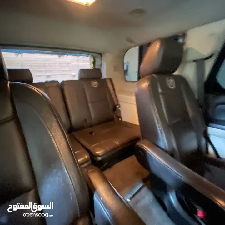 كاديلك اسكاليد بلاتينيوم أعلى صنف 2013 مخزن مالك ثالث بنزين وارد الوكيل