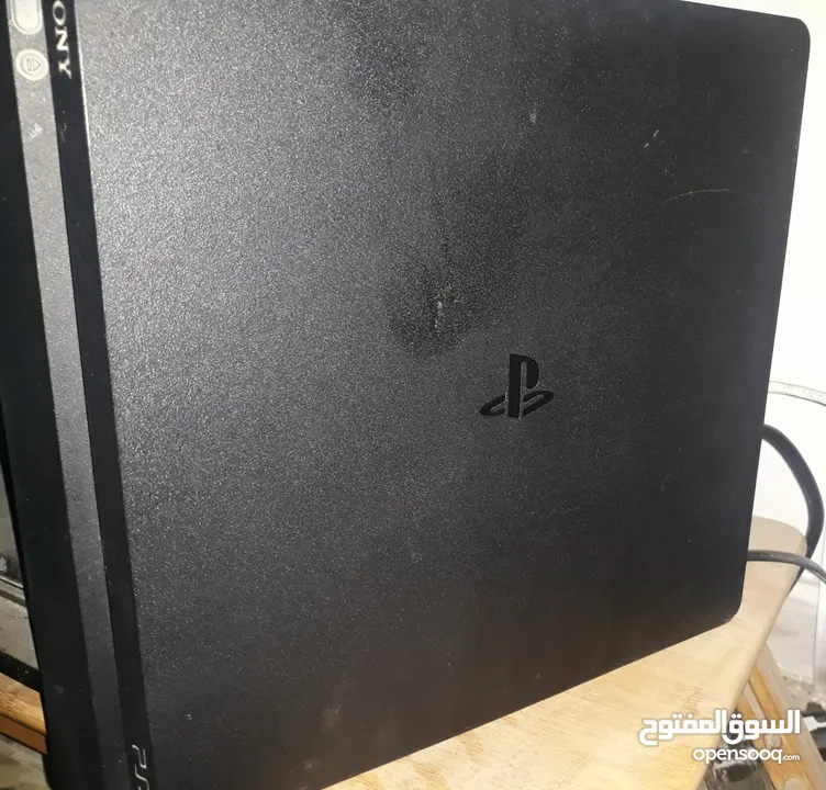 شوف الوصف ps4 500g غير مفتوح