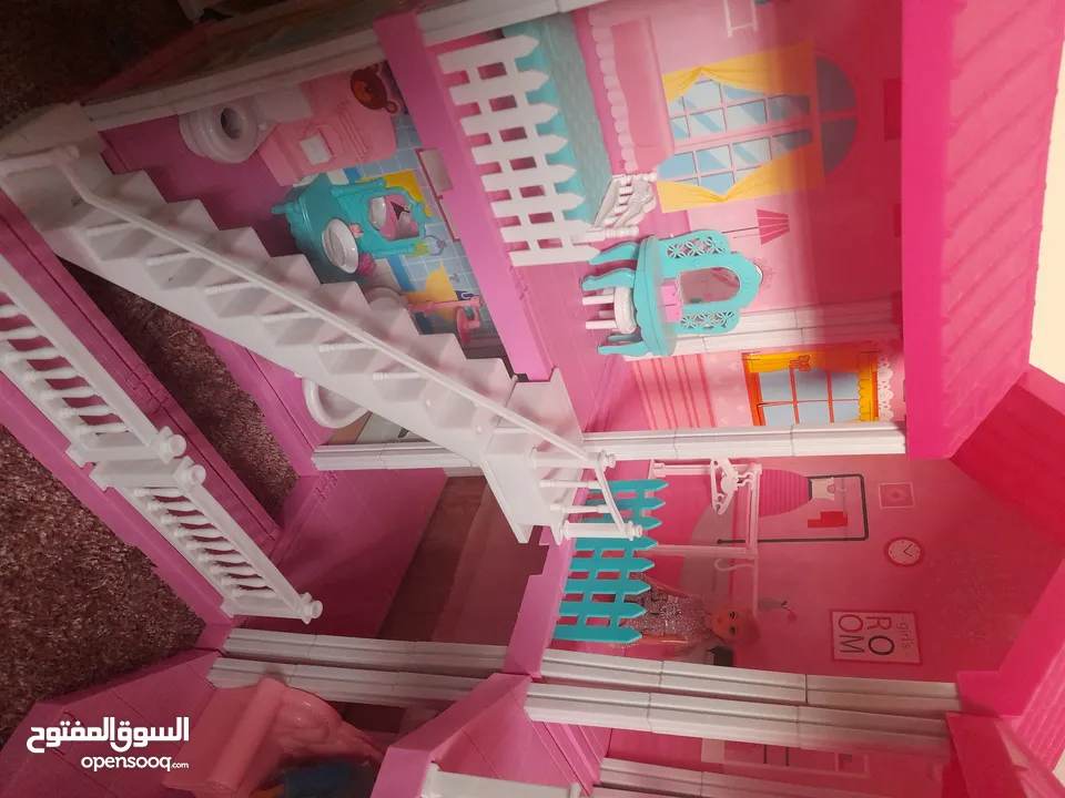 قصر باربي للبيع
